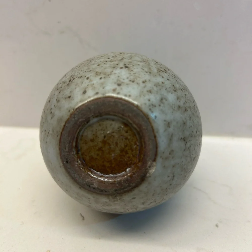 Miniature Ceramic Vase with brown, mauve tones and speckled. - Picture 4 of 5